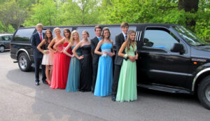 Prom limousine service, Toronto limo rentals by six limo